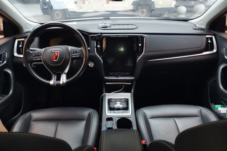 Used Roewe i6 New Energy 2017 45T Hybrid Connect & Smart Enjoyment Edition Center Console