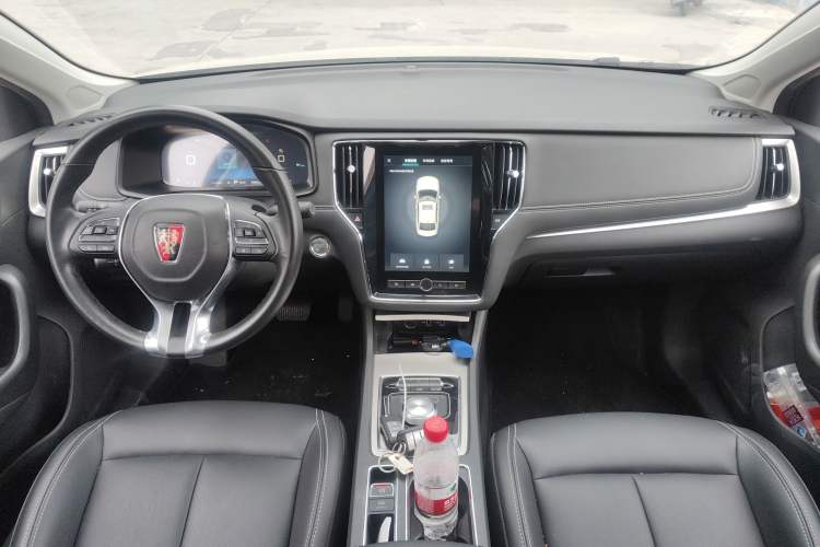 Used Roewe i6 New Energy 2017 45T Hybrid Connect & Smart Enjoyment Edition Center Console