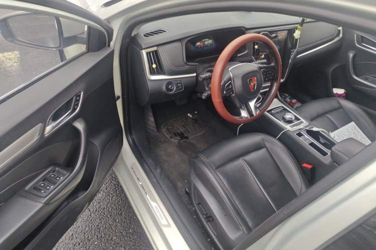 Used Roewe i6 New Energy 2017 45T Hybrid Connect & Smart Enjoyment Edition Driver Seat