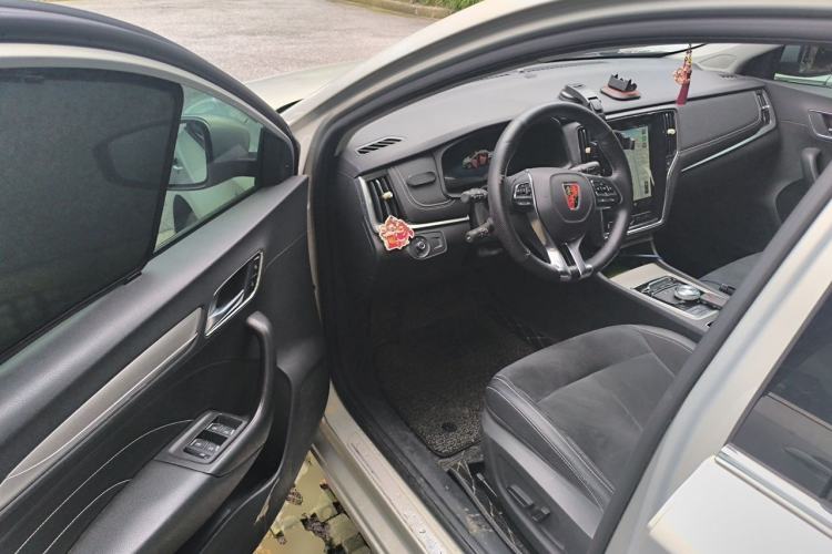 Used Roewe i6 New Energy 2017 45T Hybrid Connective Smart Luxury Edition Driver Seat