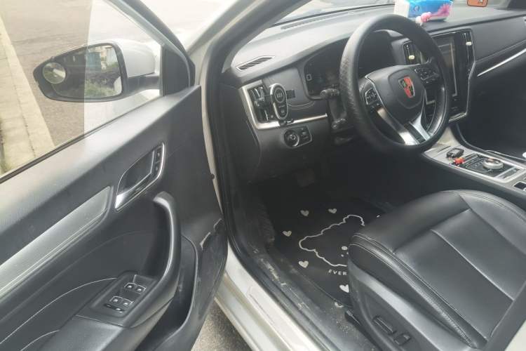 Used Roewe i6 New Energy 2017 45T Hybrid Connect & Smart Enjoyment Edition Driver Seat