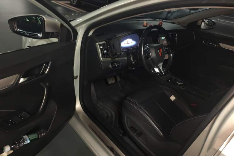Used Roewe i6 New Energy 2017 45T Hybrid Connect & Smart Enjoyment Edition Driver Seat