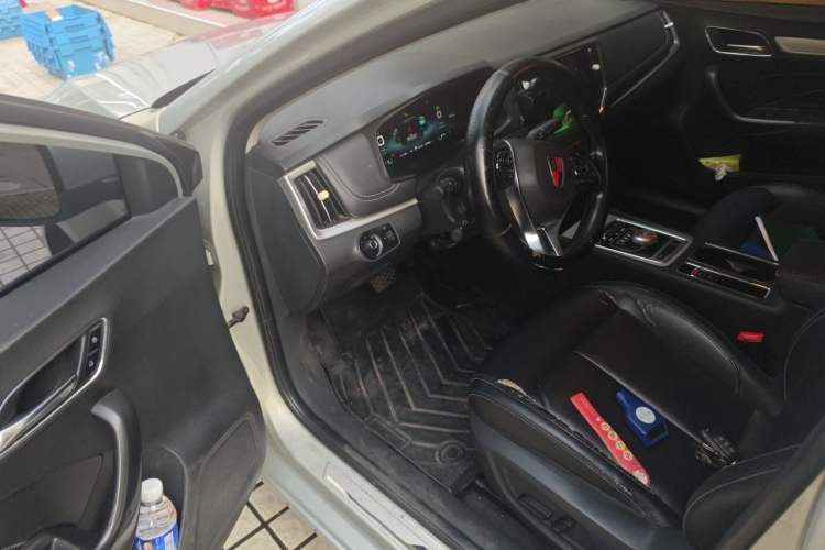 Used Roewe i6 New Energy 2017 45T Hybrid Connect & Smart Enjoyment Edition Driver Seat