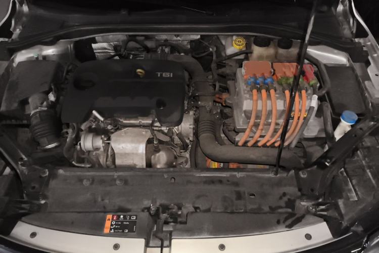 Used Roewe i6 New Energy 2017 45T Hybrid Connect & Smart Enjoyment Edition Engine Bay
