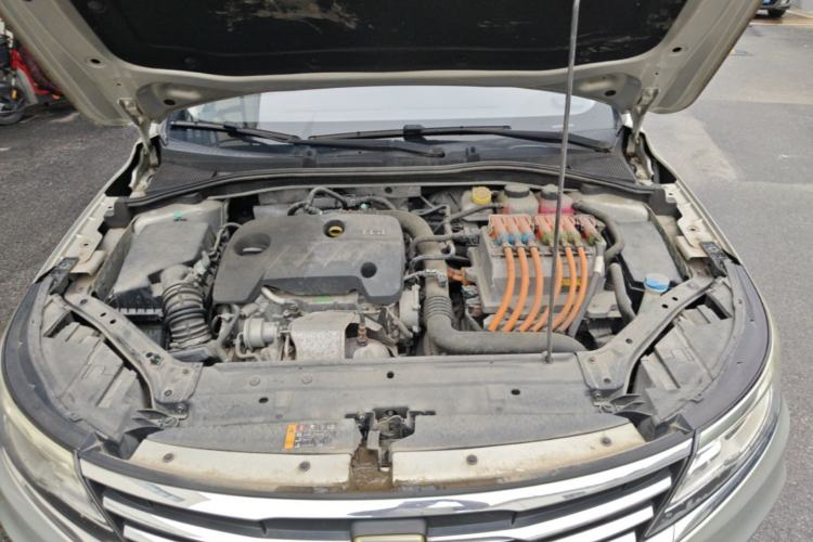 Used Roewe i6 New Energy 2017 45T Hybrid Connect & Smart Enjoyment Edition Engine Bay