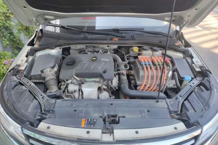 Used Roewe i6 New Energy 2017 45T Hybrid Connect & Smart Enjoyment Edition Engine Bay