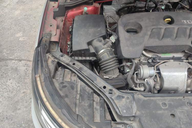 Used Roewe i6 New Energy 2017 45T Hybrid Connect & Smart Enjoyment Edition Engine Bay Right