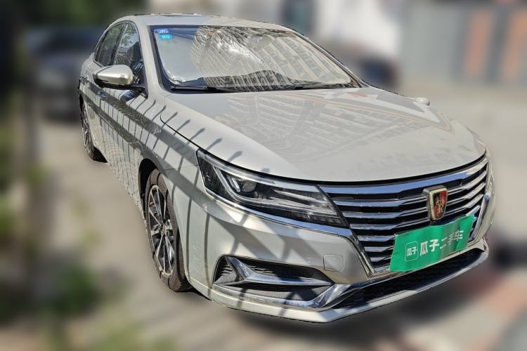 Used Roewe i6 New Energy 2017 45T Hybrid Connective Smart Luxury Edition Front Right 45 Deg