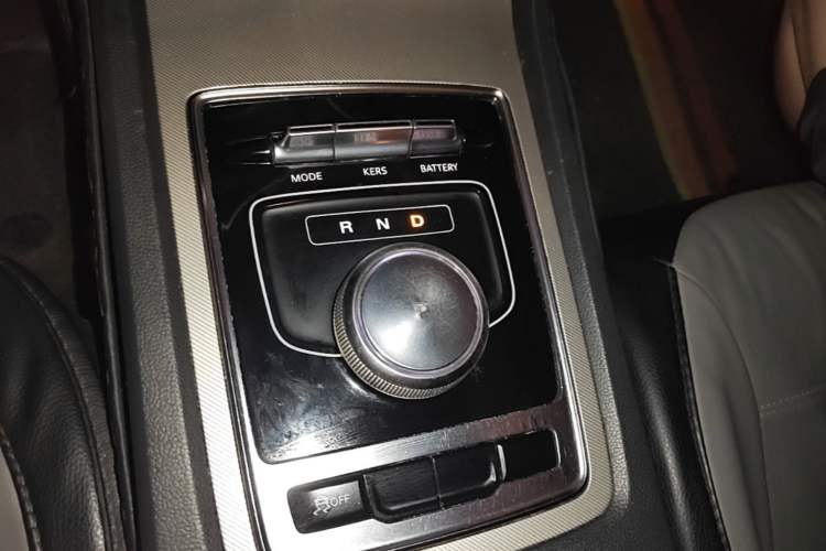 Used Roewe i6 New Energy 2017 45T Hybrid Connect & Smart Enjoyment Edition Gear Lever