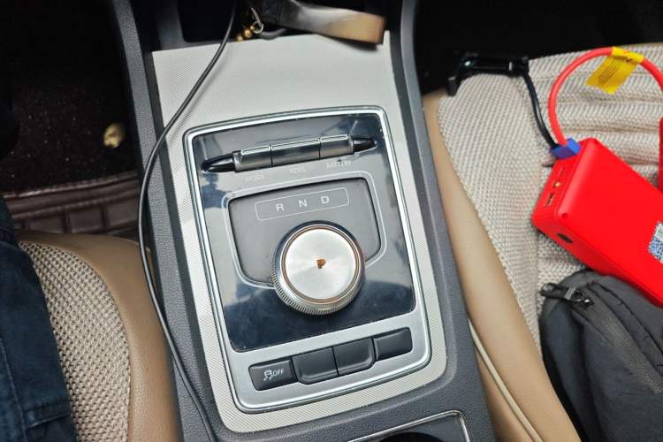 Used Roewe i6 New Energy 2017 45T Hybrid Connect & Smart Enjoyment Edition Gear Lever