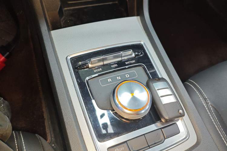 Used Roewe i6 New Energy 2017 45T Hybrid Connect & Smart Enjoyment Edition Gear Lever