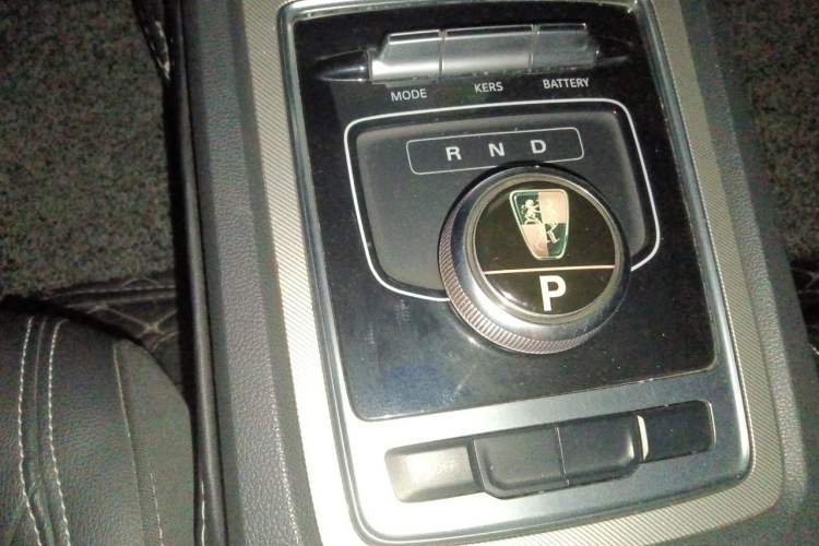 Used Roewe i6 New Energy 2017 45T Hybrid Connect & Smart Enjoyment Edition Gear Lever