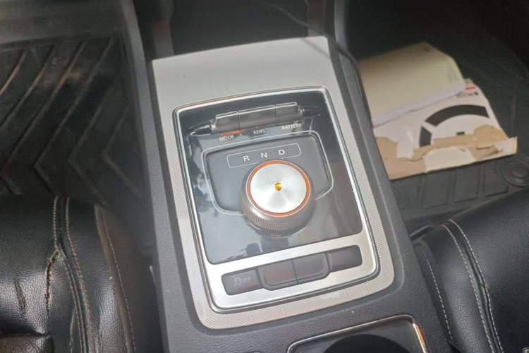 Used Roewe i6 New Energy 2017 45T Hybrid Connect & Smart Enjoyment Edition Gear Lever
