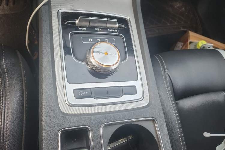 Used Roewe i6 New Energy 2017 45T Hybrid Connect & Smart Enjoyment Edition Gear Lever
