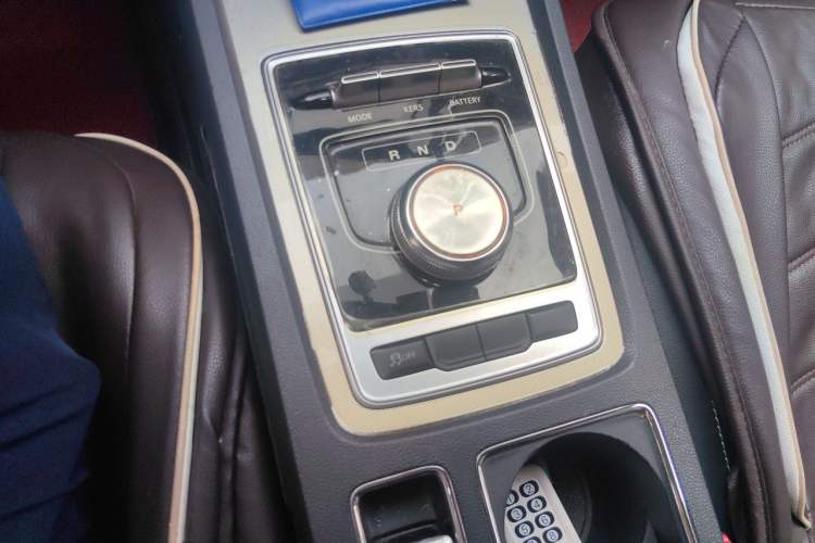 Used Roewe i6 New Energy 2017 45T Hybrid Connect & Smart Enjoyment Edition Gear Lever
