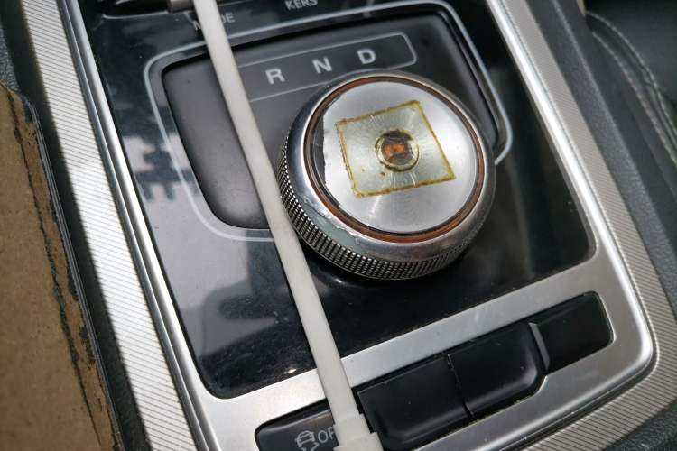 Used Roewe i6 New Energy 2017 45T Hybrid Connect & Smart Enjoyment Edition Gear Lever
