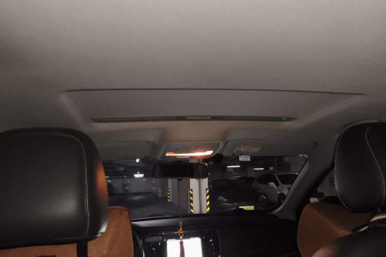 Used Roewe i6 New Energy 2017 45T Hybrid Connect & Smart Enjoyment Edition Headliner