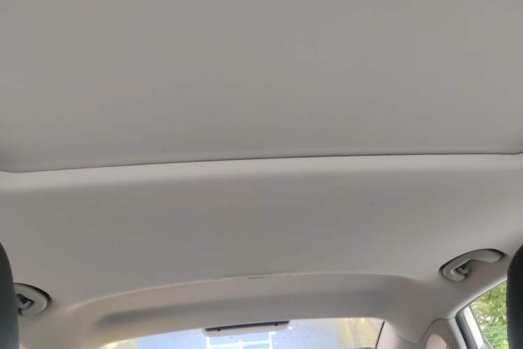 Used Roewe i6 New Energy 2017 45T Hybrid Connect & Smart Enjoyment Edition Headliner