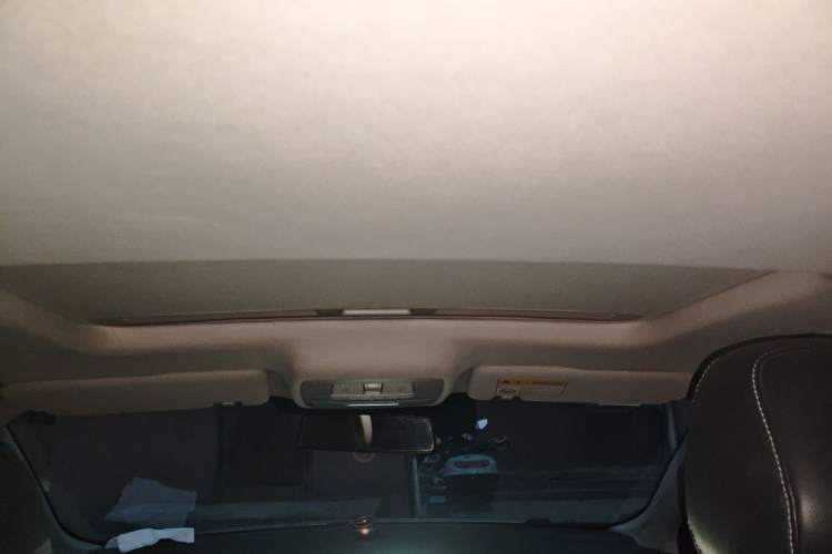 Used Roewe i6 New Energy 2017 45T Hybrid Connect & Smart Enjoyment Edition Headliner
