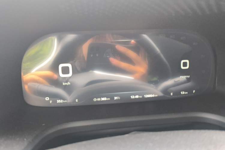 Used Roewe i6 New Energy 2017 45T Hybrid Connective Smart Luxury Edition Instrument Cluster