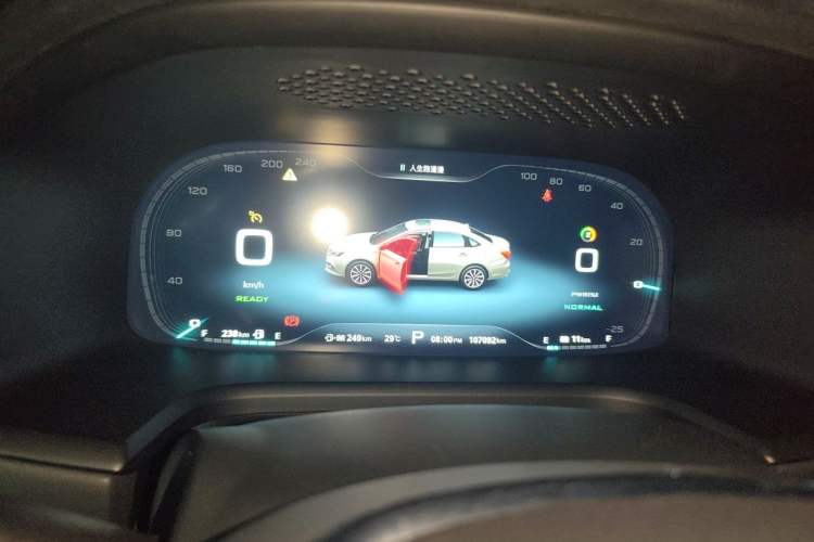 Used Roewe i6 New Energy 2017 45T Hybrid Connect & Smart Enjoyment Edition Instrument Cluster