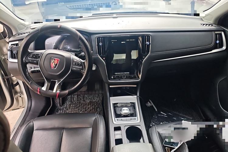 Used Roewe i6 New Energy 2017 45T Hybrid Connect & Smart Enjoyment Edition Interior 2