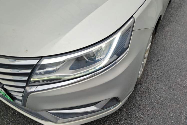 Used Roewe i6 New Energy 2017 45T Hybrid Connect & Smart Enjoyment Edition Left Front Headlight