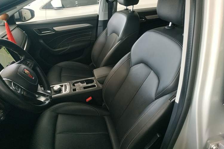 Used Roewe i6 New Energy 2017 45T Hybrid Connect & Smart Enjoyment Edition Left Front Seat