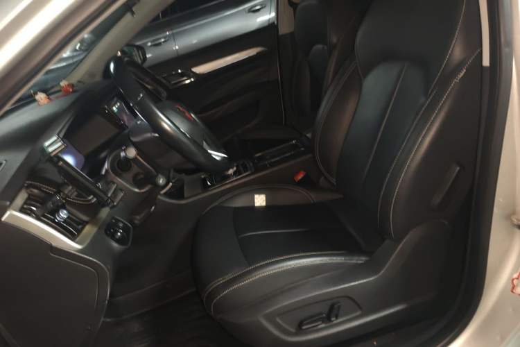 Used Roewe i6 New Energy 2017 45T Hybrid Connect & Smart Enjoyment Edition Left Front Seat