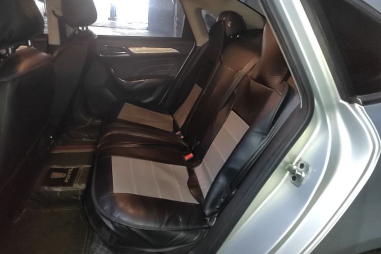 Used Roewe i6 New Energy 2017 45T Hybrid Connect & Smart Enjoyment Edition Left Rear Seat