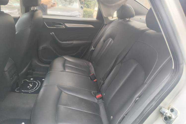 Used Roewe i6 New Energy 2017 45T Hybrid Connect & Smart Enjoyment Edition Left Rear Seat