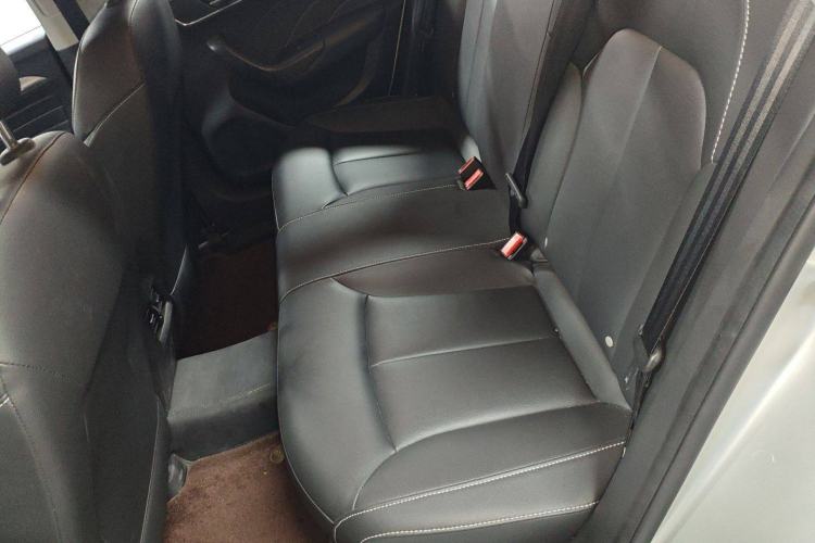 Used Roewe i6 New Energy 2017 45T Hybrid Connect & Smart Enjoyment Edition Left Rear Seat