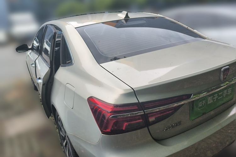 Used Roewe i6 New Energy 2017 45T Hybrid Connective Smart Luxury Edition Rear Left 45 Deg