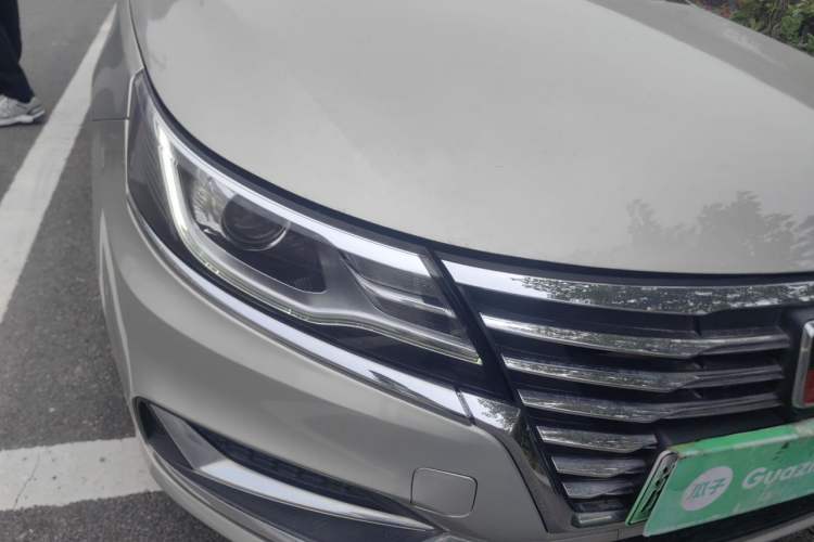 Used Roewe i6 New Energy 2017 45T Hybrid Connect & Smart Enjoyment Edition Right Front Headlight