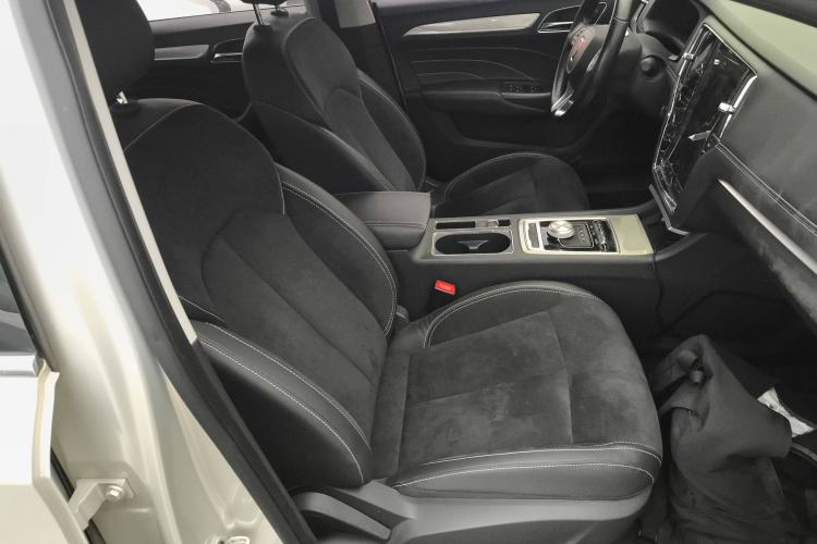 Used Roewe i6 New Energy 2017 45T Hybrid Connective Smart Luxury Edition Right Front Seat