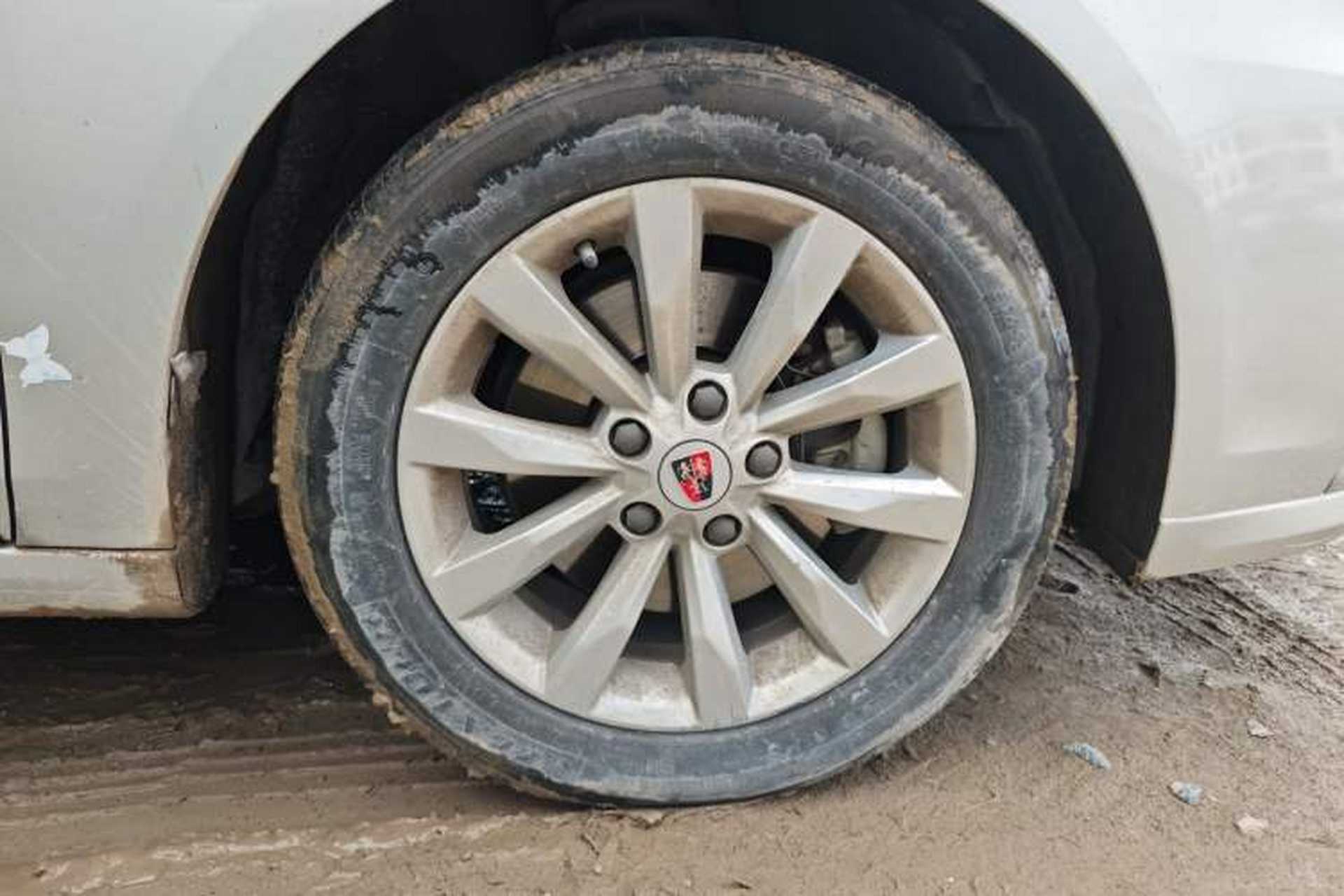Used Roewe i6 New Energy 2017 45T Hybrid Connect & Smart Enjoyment Edition Right Front Wheel Hub