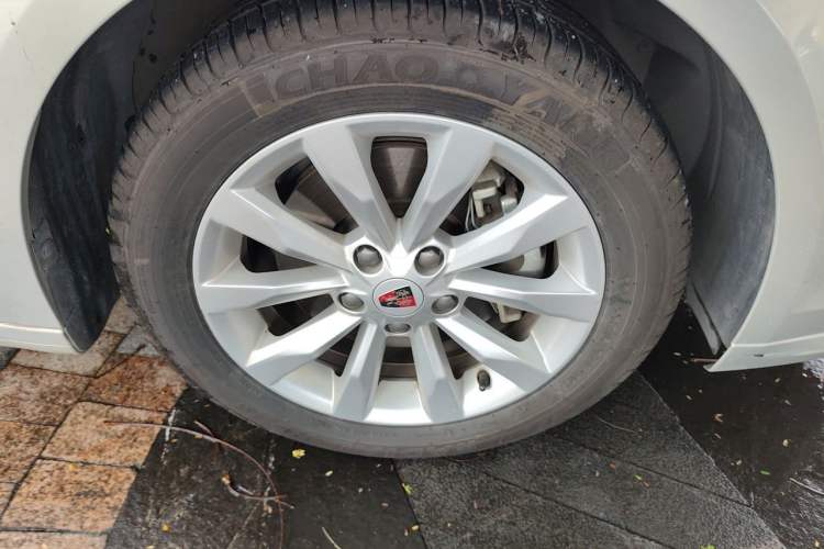 Used Roewe i6 New Energy 2017 45T Hybrid Connect & Smart Enjoyment Edition Right Front Wheel Hub