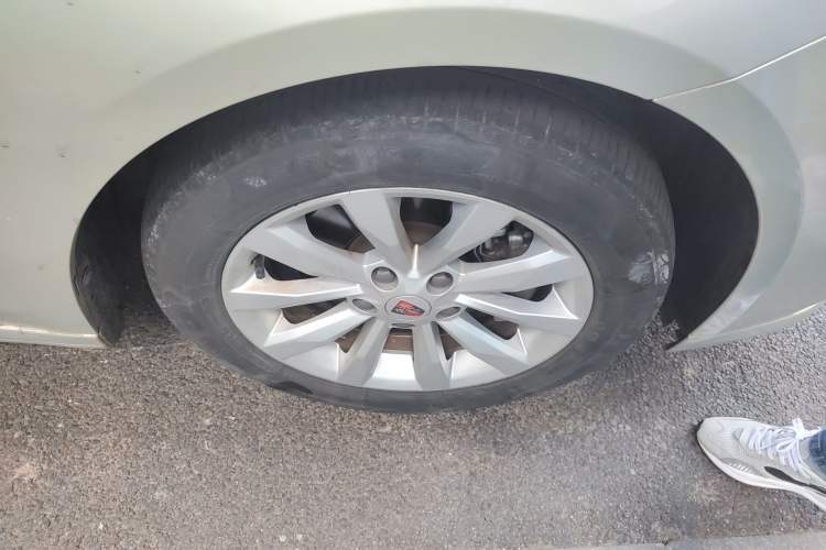Used Roewe i6 New Energy 2017 45T Hybrid Connect & Smart Enjoyment Edition Right Front Wheel Hub
