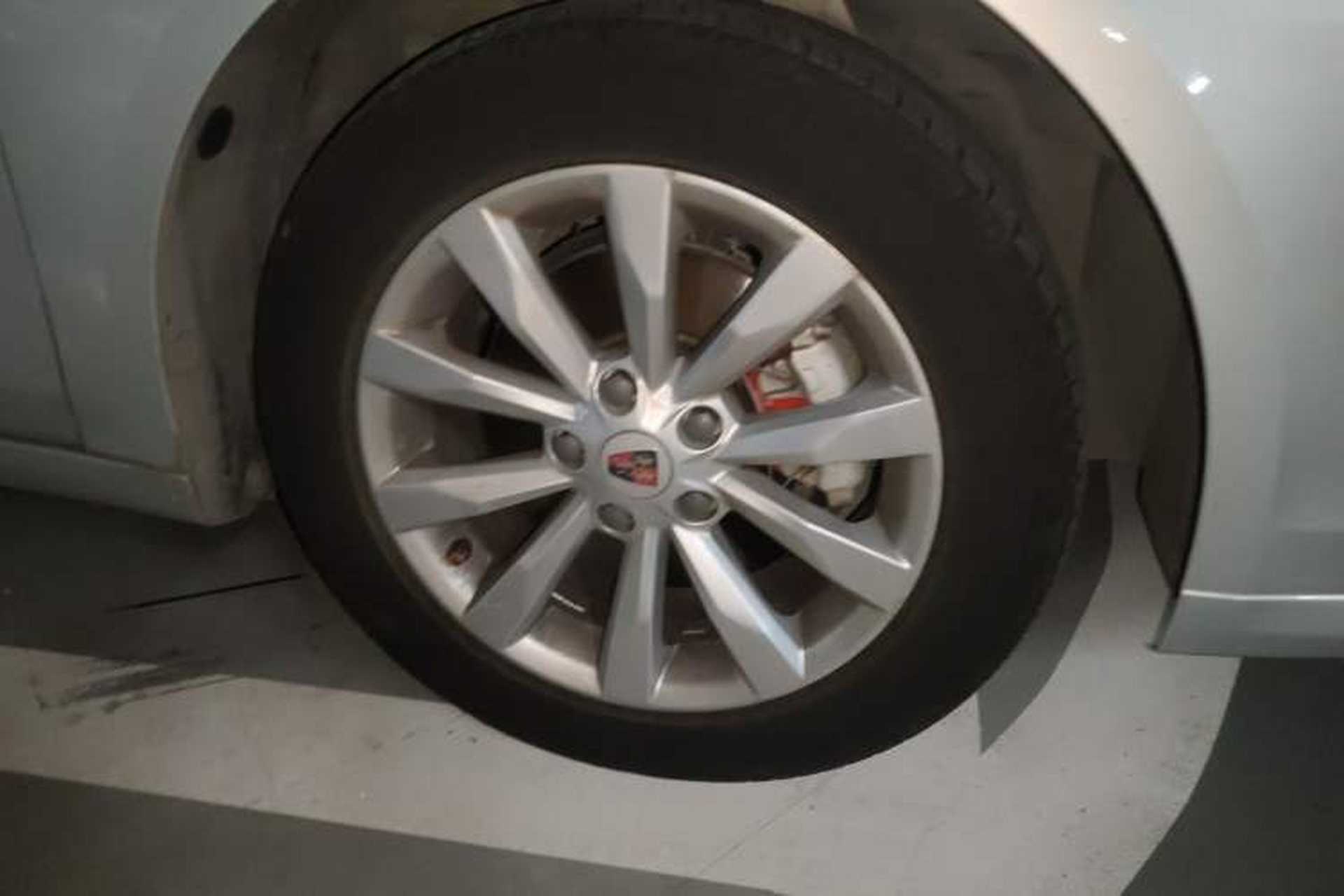 Used Roewe i6 New Energy 2017 45T Hybrid Connect & Smart Enjoyment Edition Right Front Wheel Hub