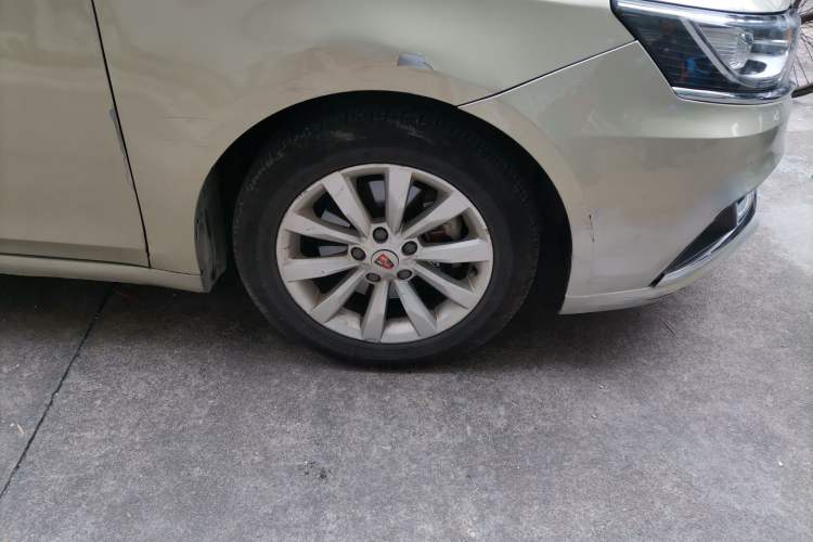 Used Roewe i6 New Energy 2017 45T Hybrid Connect & Smart Enjoyment Edition Right Front Wheel Hub