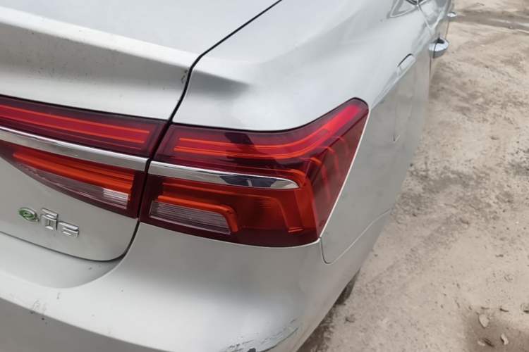 Used Roewe i6 New Energy 2017 45T Hybrid Connect & Smart Enjoyment Edition Right Rear Taillight