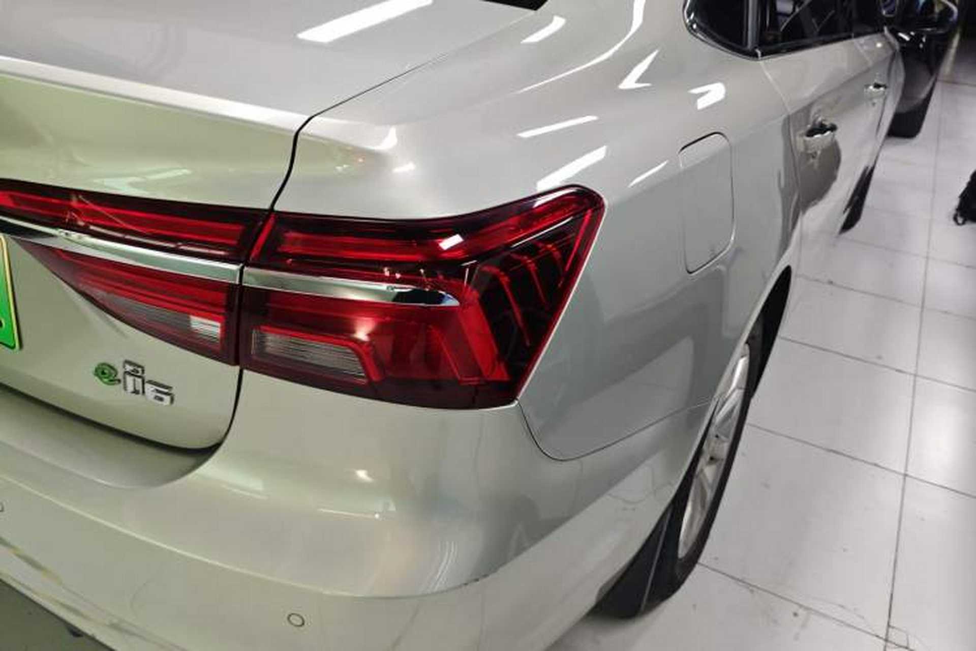 Used Roewe i6 New Energy 2017 45T Hybrid Connect & Smart Enjoyment Edition Right Rear Taillight