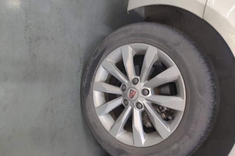 Used Roewe i6 New Energy 2017 45T Hybrid Connect & Smart Enjoyment Edition Right Rear Wheel Hub