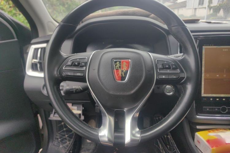 Used Roewe i6 New Energy 2017 45T Hybrid Connect & Smart Enjoyment Edition Steering Wheel