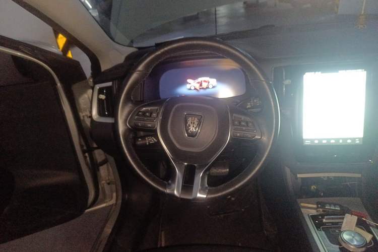 Used Roewe i6 New Energy 2017 45T Hybrid Connect & Smart Enjoyment Edition Steering Wheel