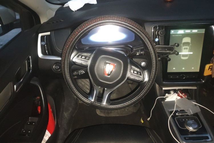 Used Roewe i6 New Energy 2017 45T Hybrid Connect & Smart Enjoyment Edition Steering Wheel