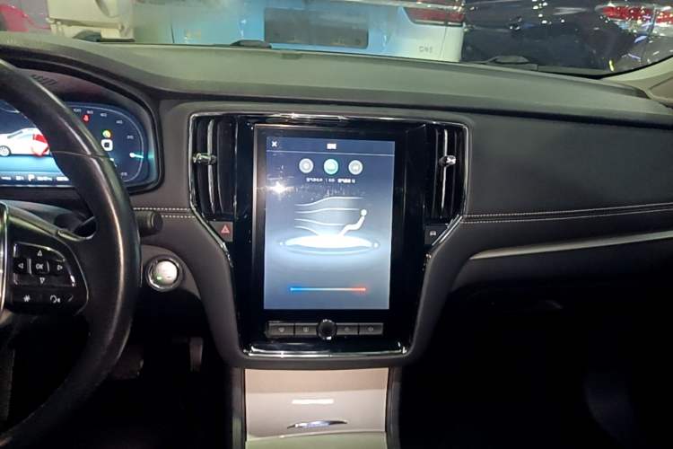 Used Roewe i6 New Energy 2017 45T Hybrid Connect & Smart Enjoyment Edition Audio And AC Panel