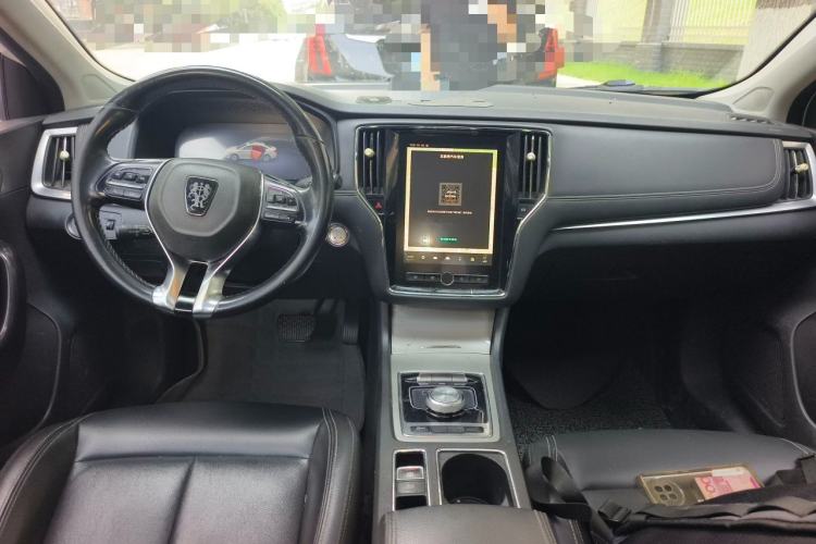 Used Roewe i6 New Energy 2017 45T Hybrid Connect & Smart Enjoyment Edition Center Console