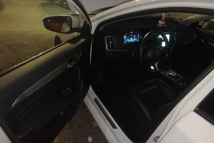 Used Roewe i6 New Energy 2017 45T Hybrid Connect & Smart Enjoyment Edition Driver Seat