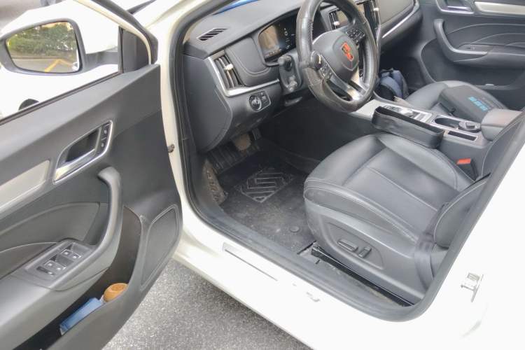 Used Roewe i6 New Energy 2017 45T Hybrid Connect & Smart Enjoyment Edition Driver Seat
